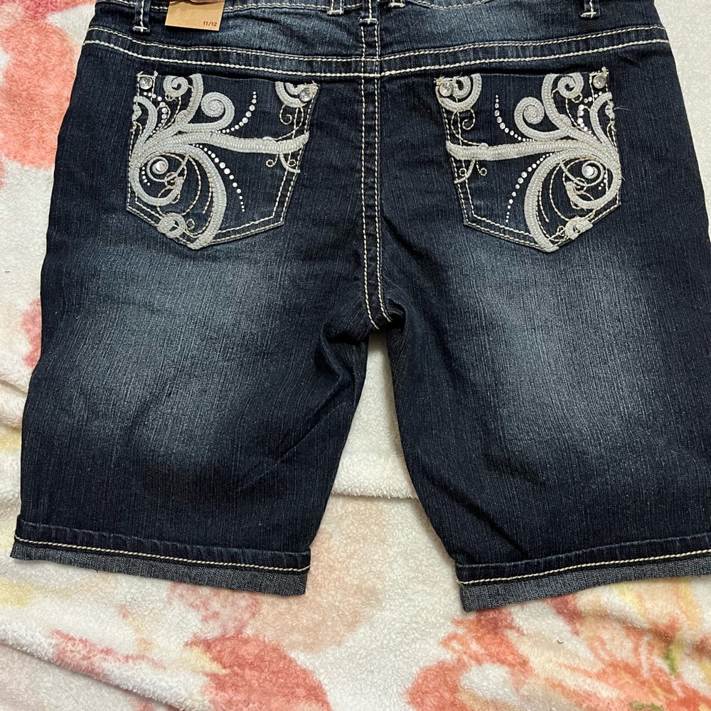 Rue 21 (long) blue Jean shorts size 11/12 NWT